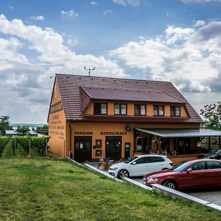 Penzion S Restauraci Na Furhaple Šakvice Exteriör bild