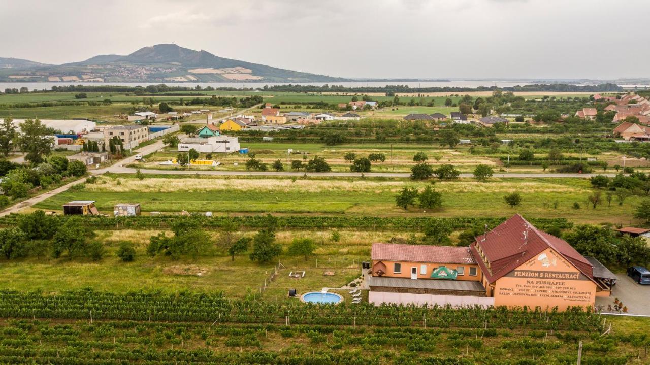 Penzion S Restauraci Na Furhaple Šakvice Exteriör bild